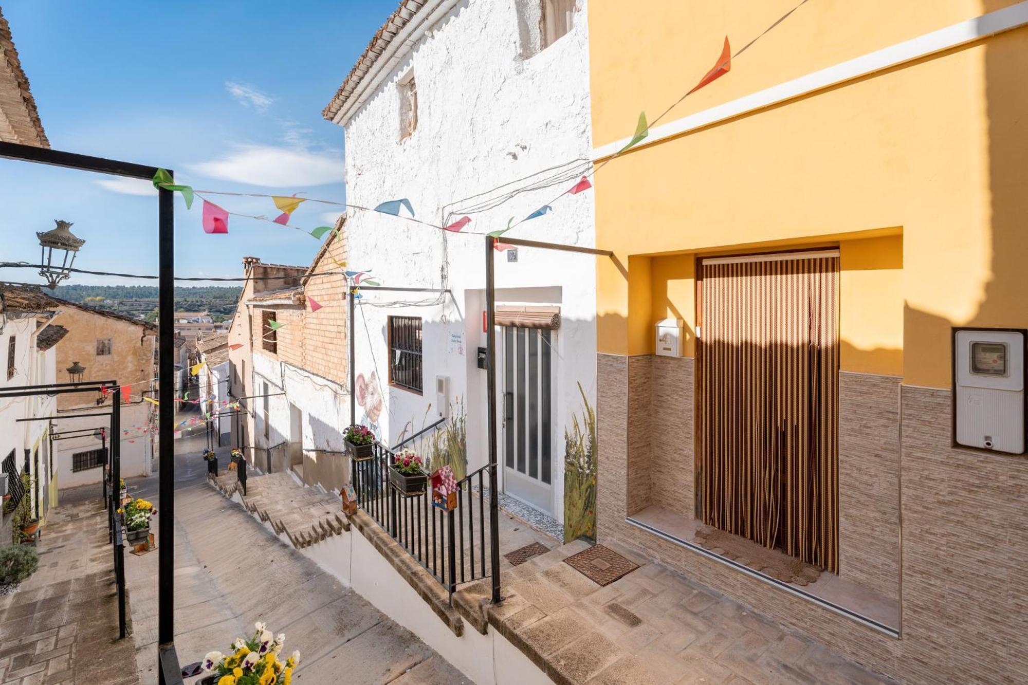 منزل الضيف Navarrés  في Casa Raton Perez المظهر الخارجي الصورة